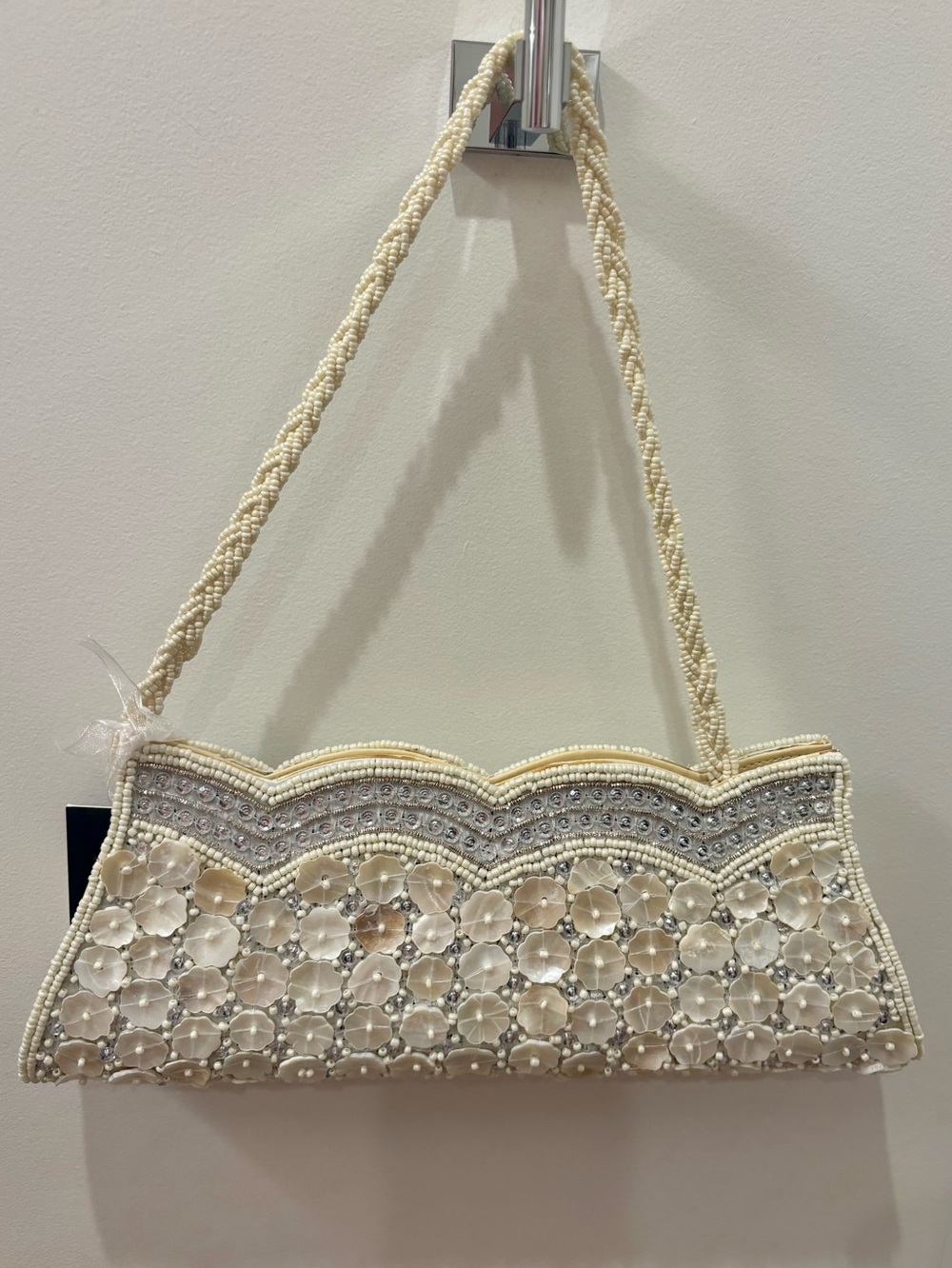 NWT Gorgeous Hand-Beaded art deco Ivory Evening Shoulder Bag